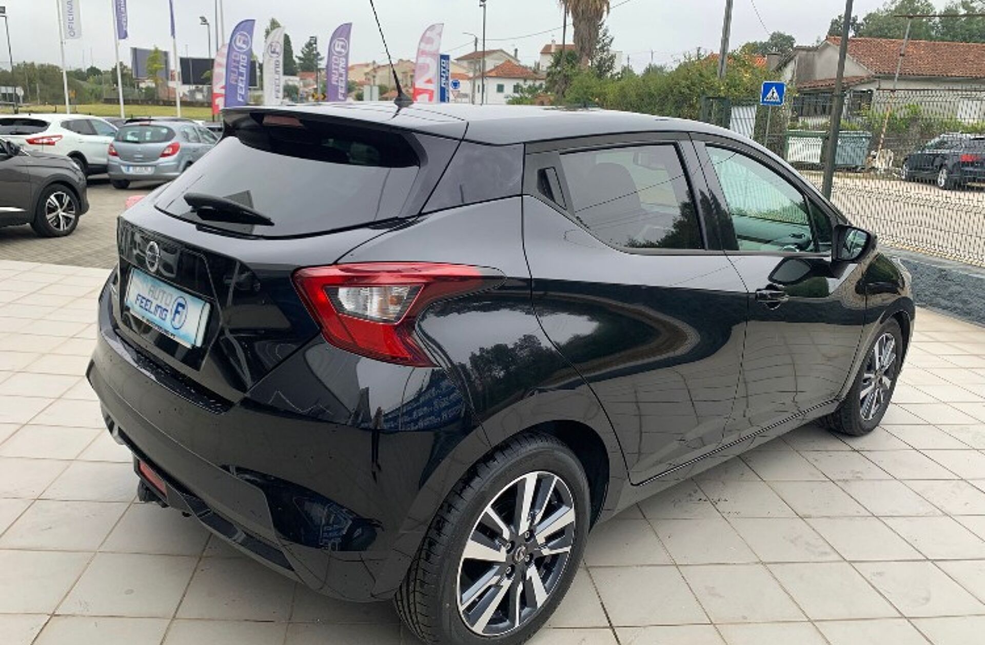 NISSAN Micra 1.0 IG-T N-Connecta