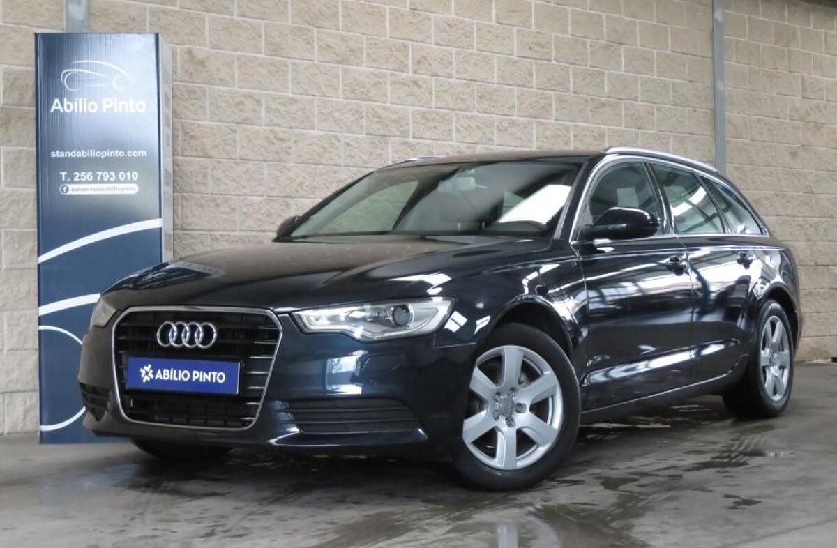 AUDI A6 2.0 TDi S-line Multitronic