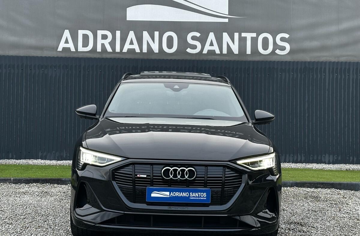 AUDI e-tron 55 quattro Advanced