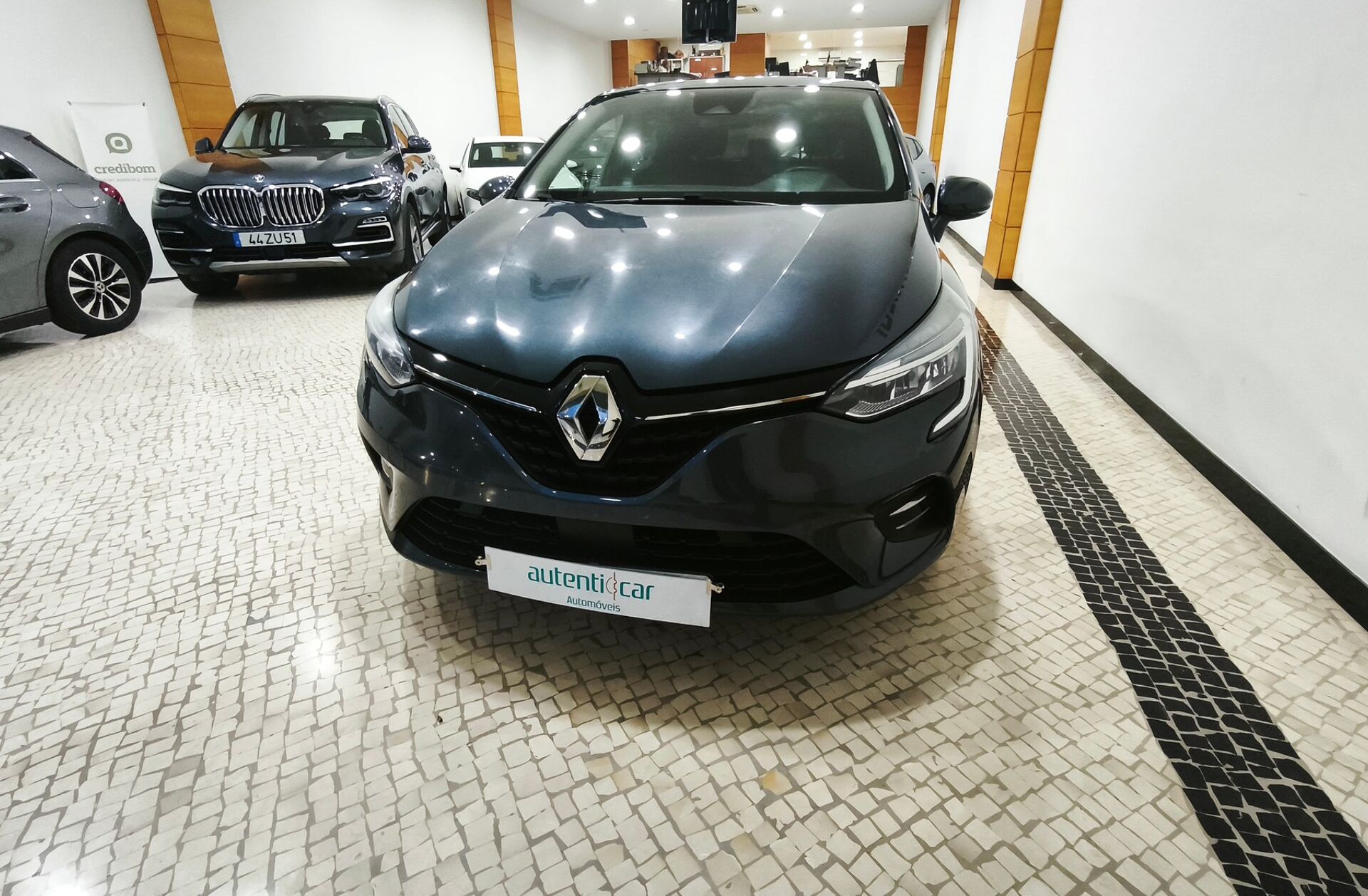 RENAULT Clio 1.0 TCe Intens