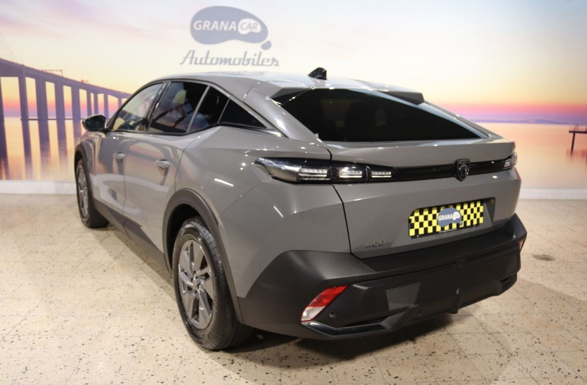 PEUGEOT 408 1.2 PureTech Allure EAT8