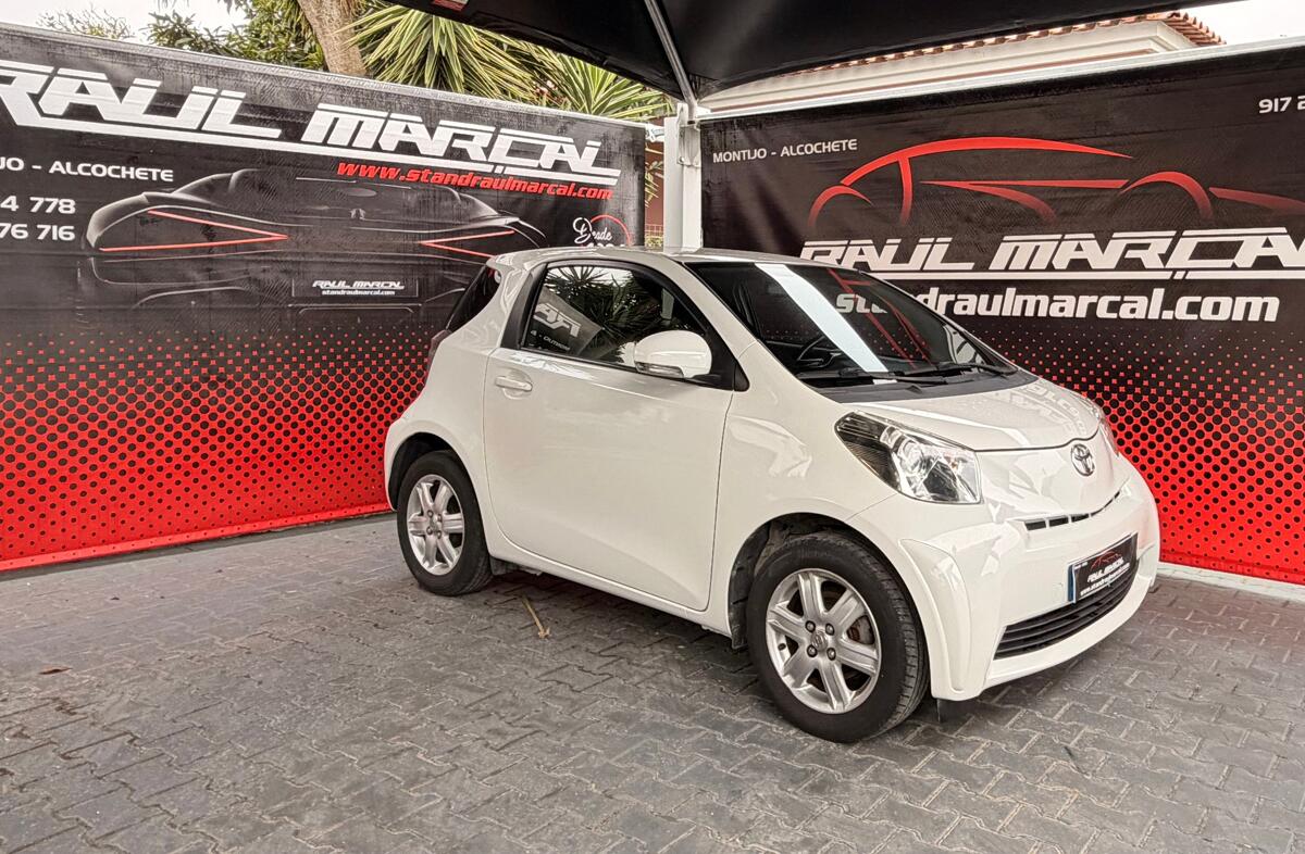TOYOTA IQ 1.0 VVT-i 2