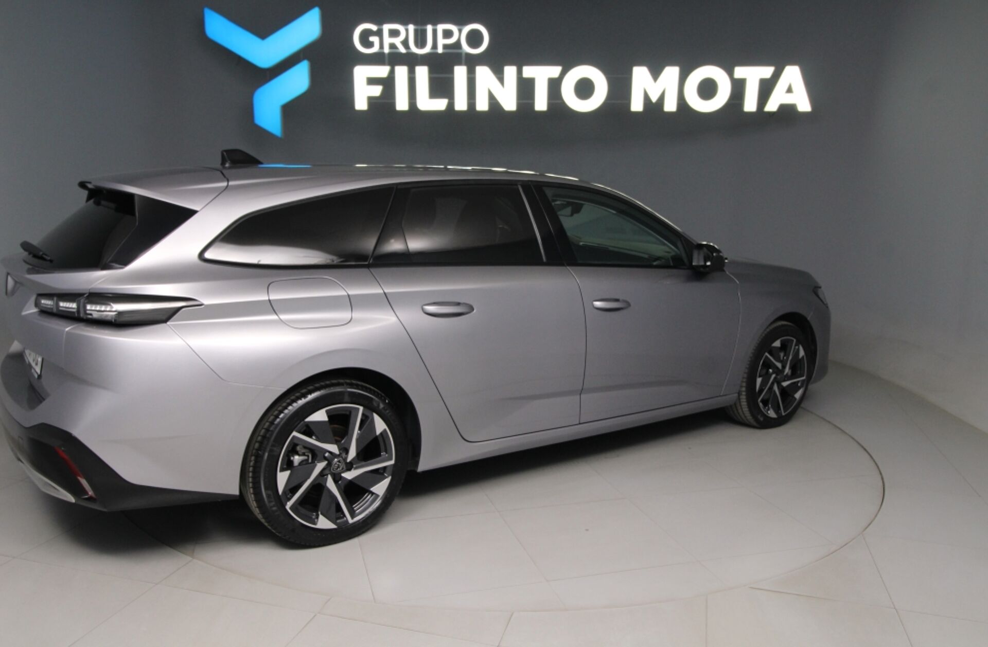 PEUGEOT 308 SW 1.2 PureTech Allure EAT8