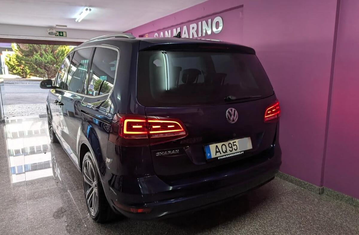 VOLKSWAGEN Sharan 1.4 TSI Highline DSG