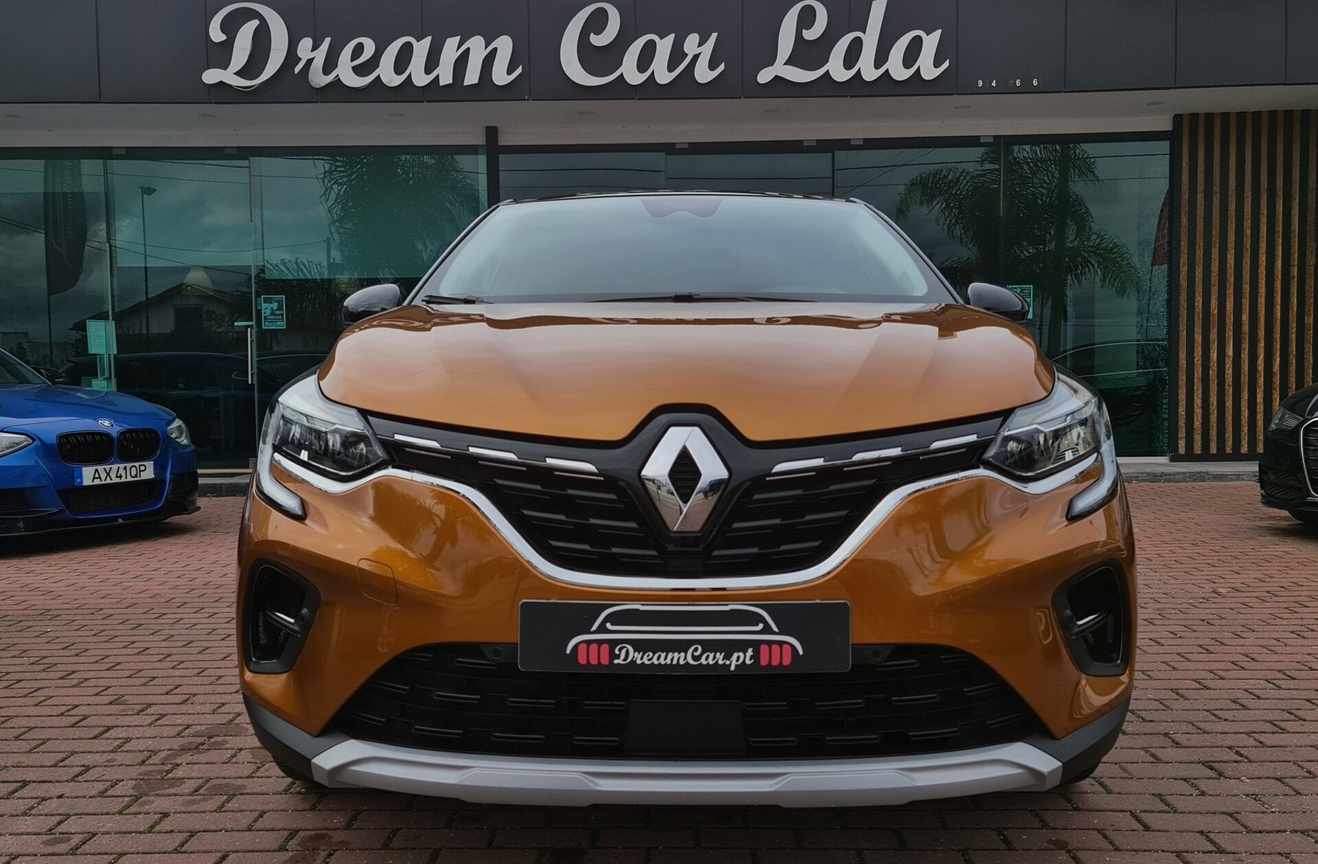 RENAULT Captur 1.6 E-Tech Plug-In Exclusive