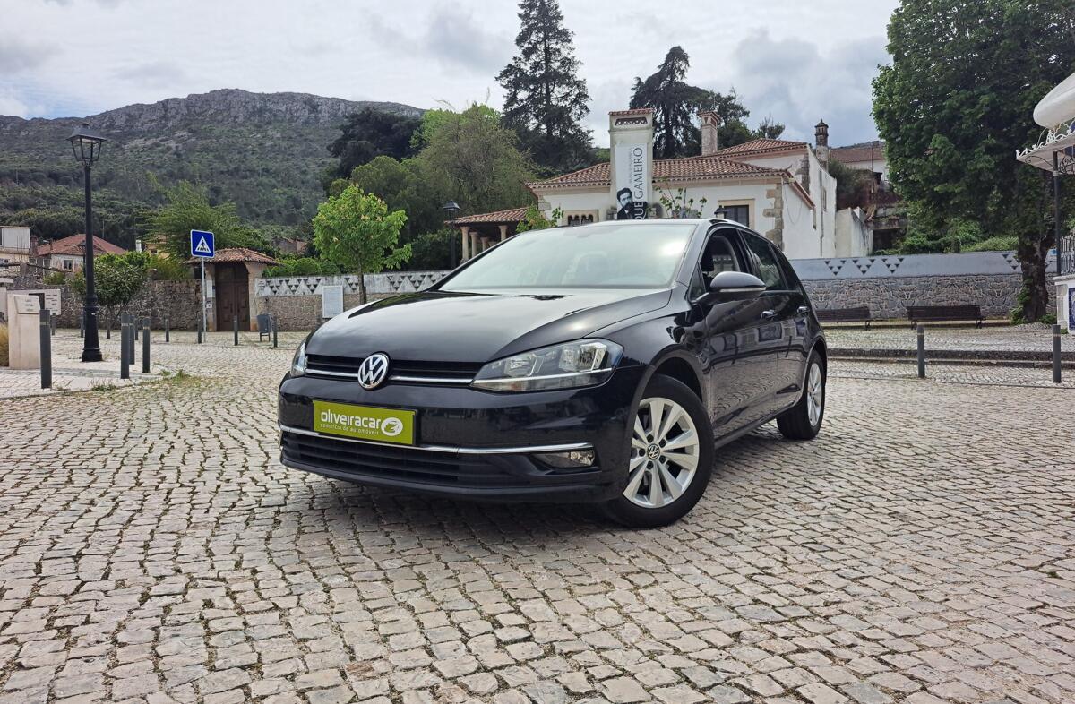 VOLKSWAGEN Golf 1.6 TDI Stream