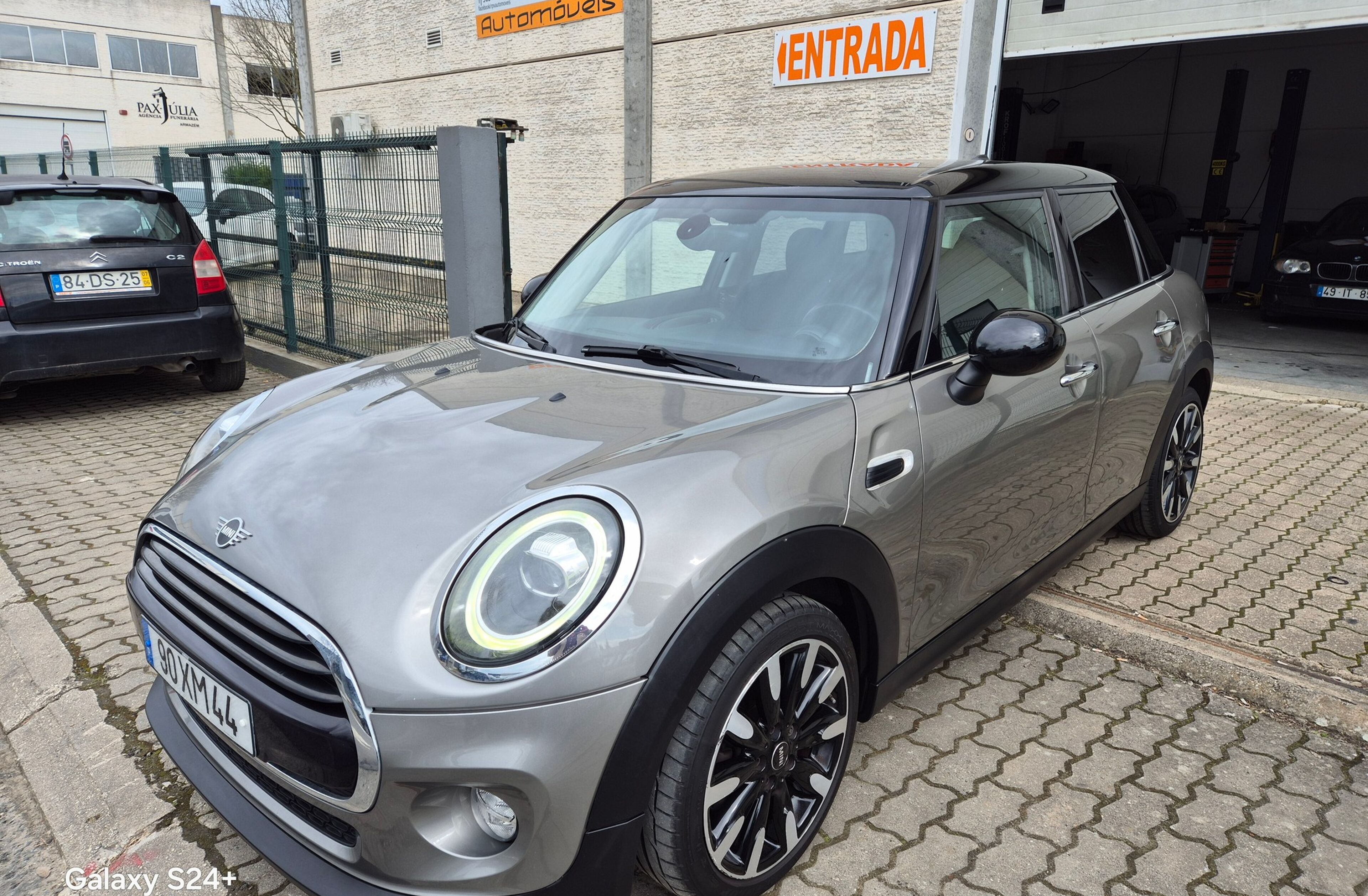 MINI Mini D