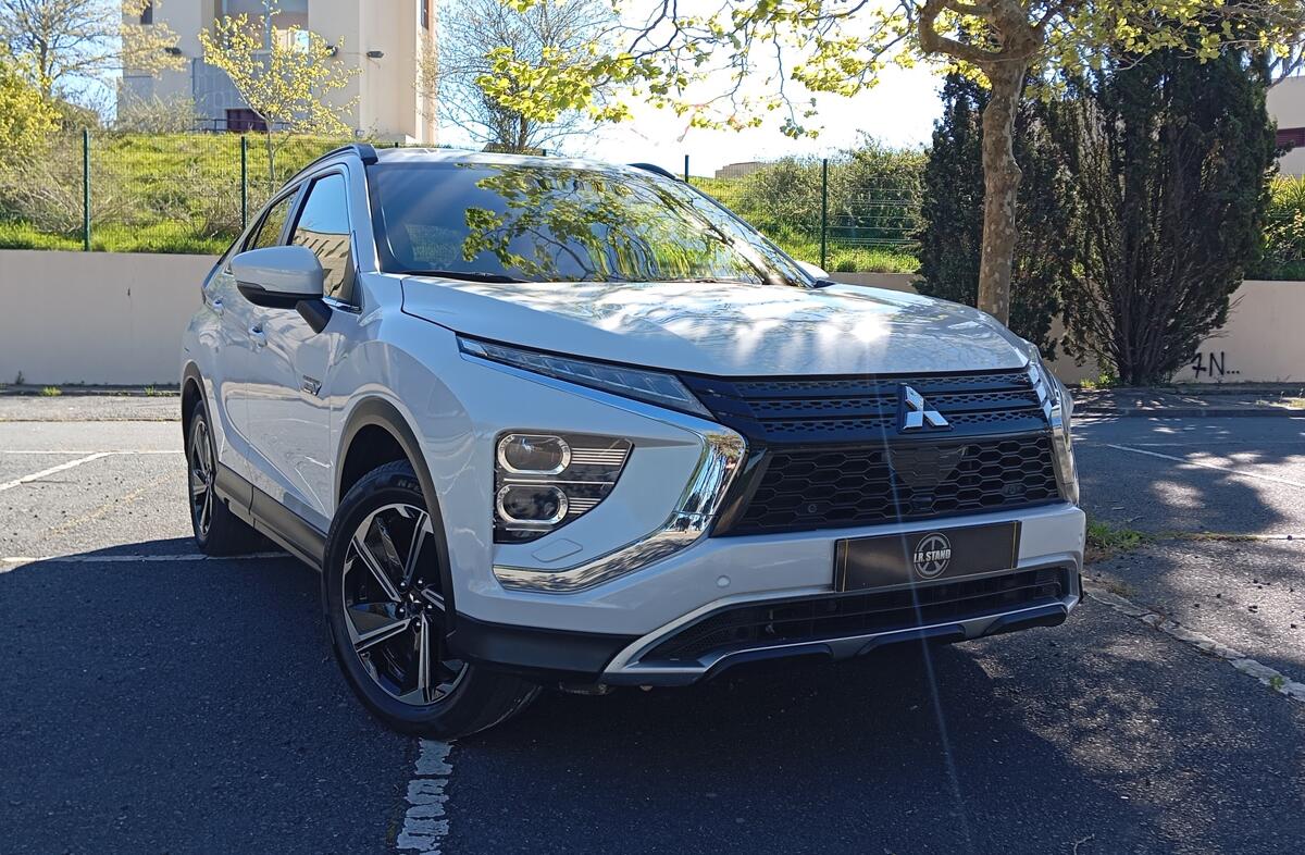 MITSUBISHI Eclipse Cross 2.4 PHEV eMotion
