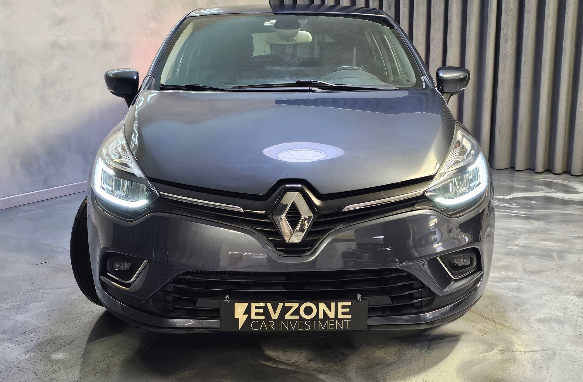 RENAULT Clio 0.9 TCe Limited