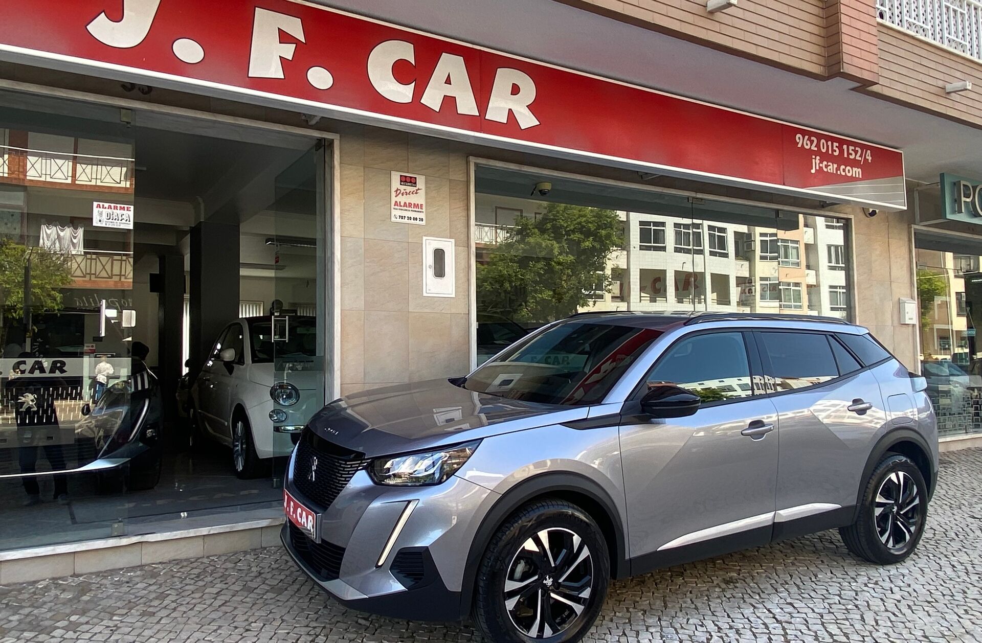 PEUGEOT 2008 PureTech 100 Stop&Start Allure