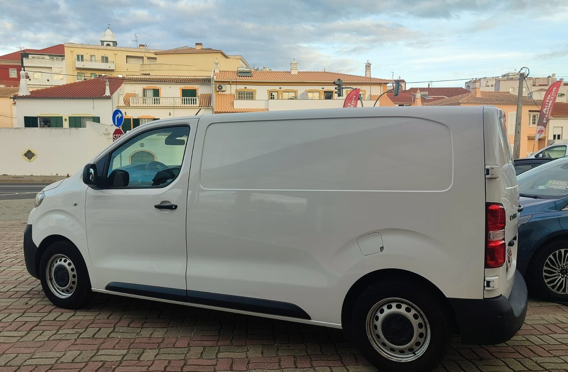 PEUGEOT Expert 1.5 BlueHDi L1H1 Premium Compact