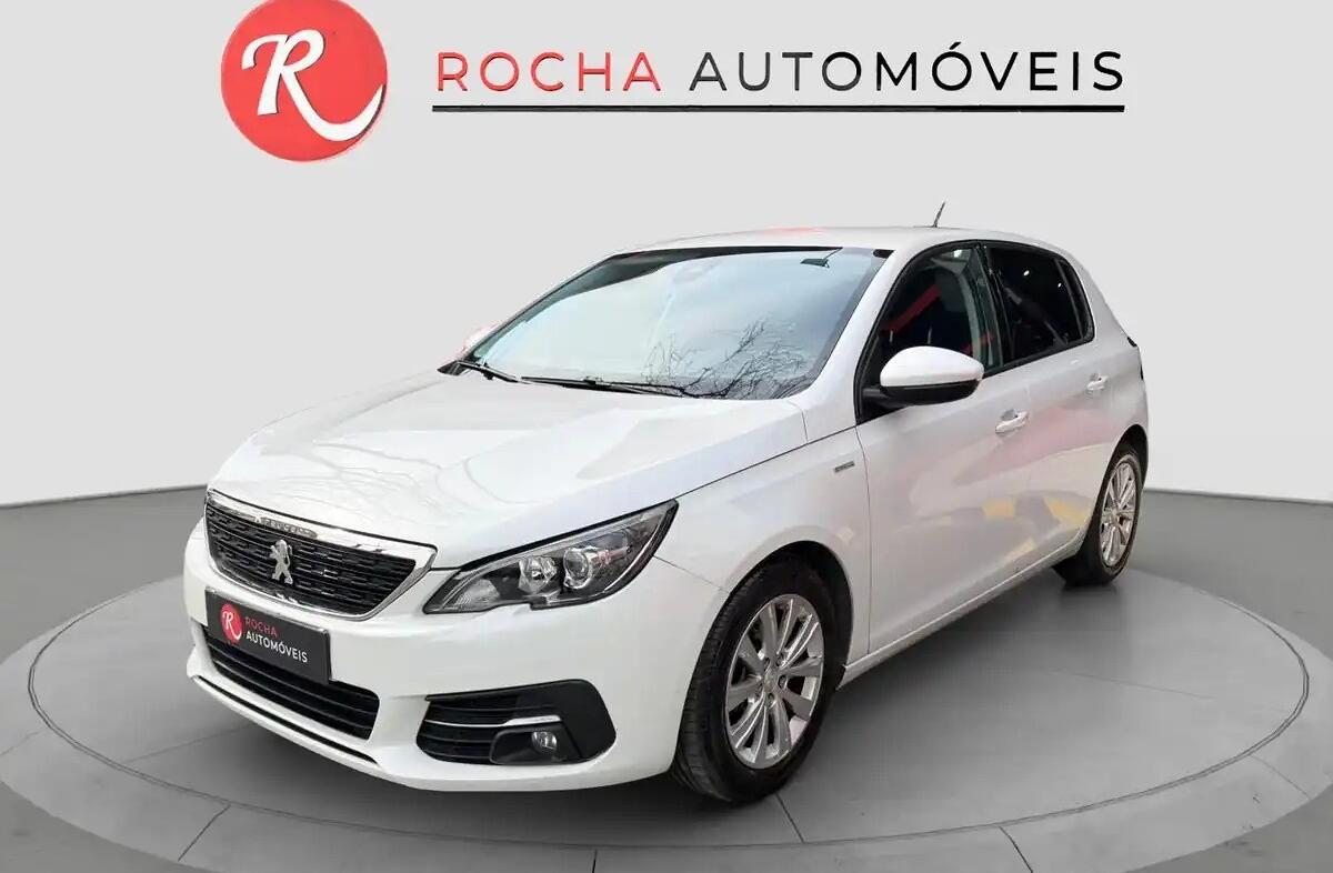 PEUGEOT 308 1.2 PureTech Style
