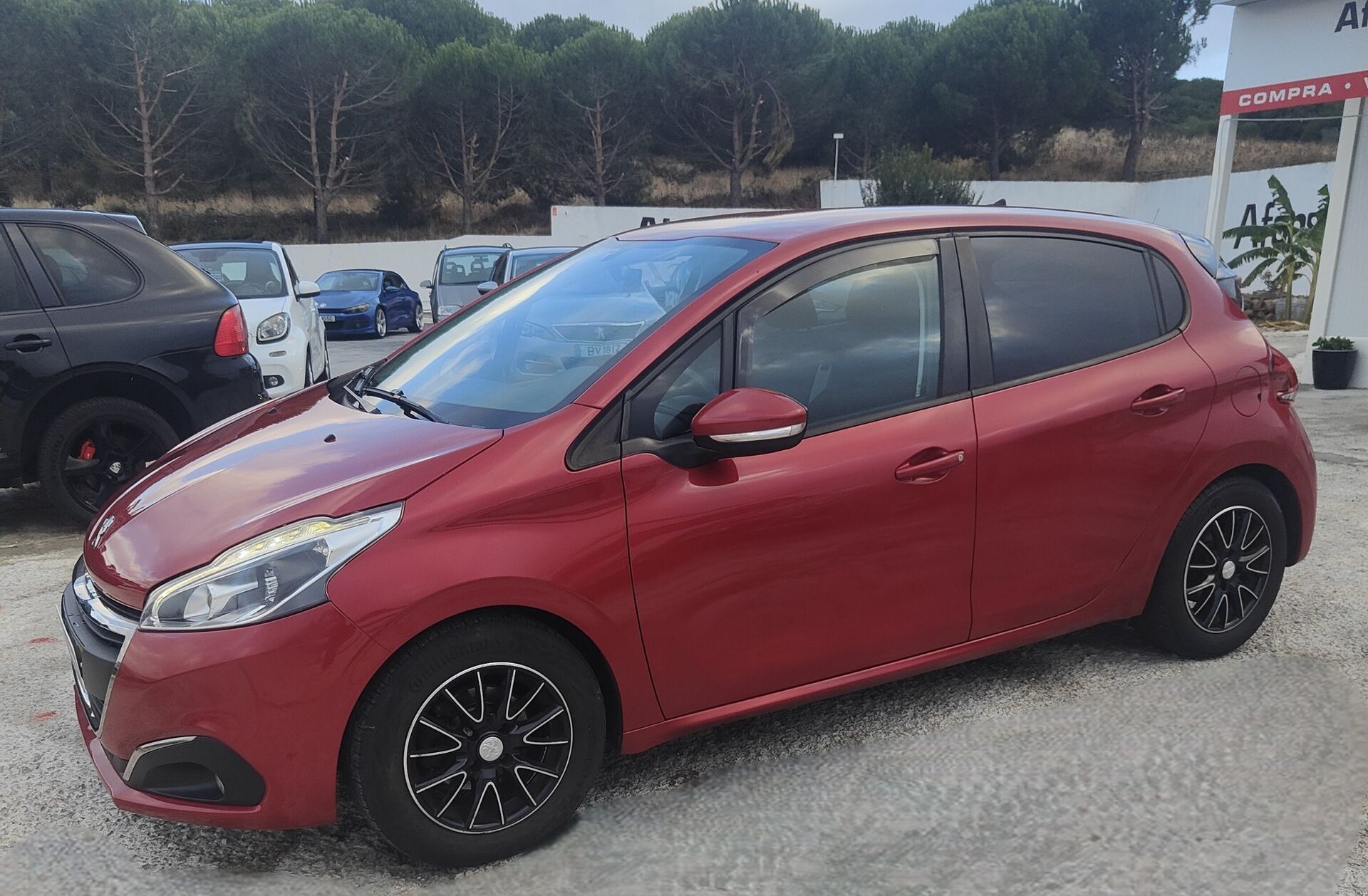 PEUGEOT 208 1.6 BlueHDi Style