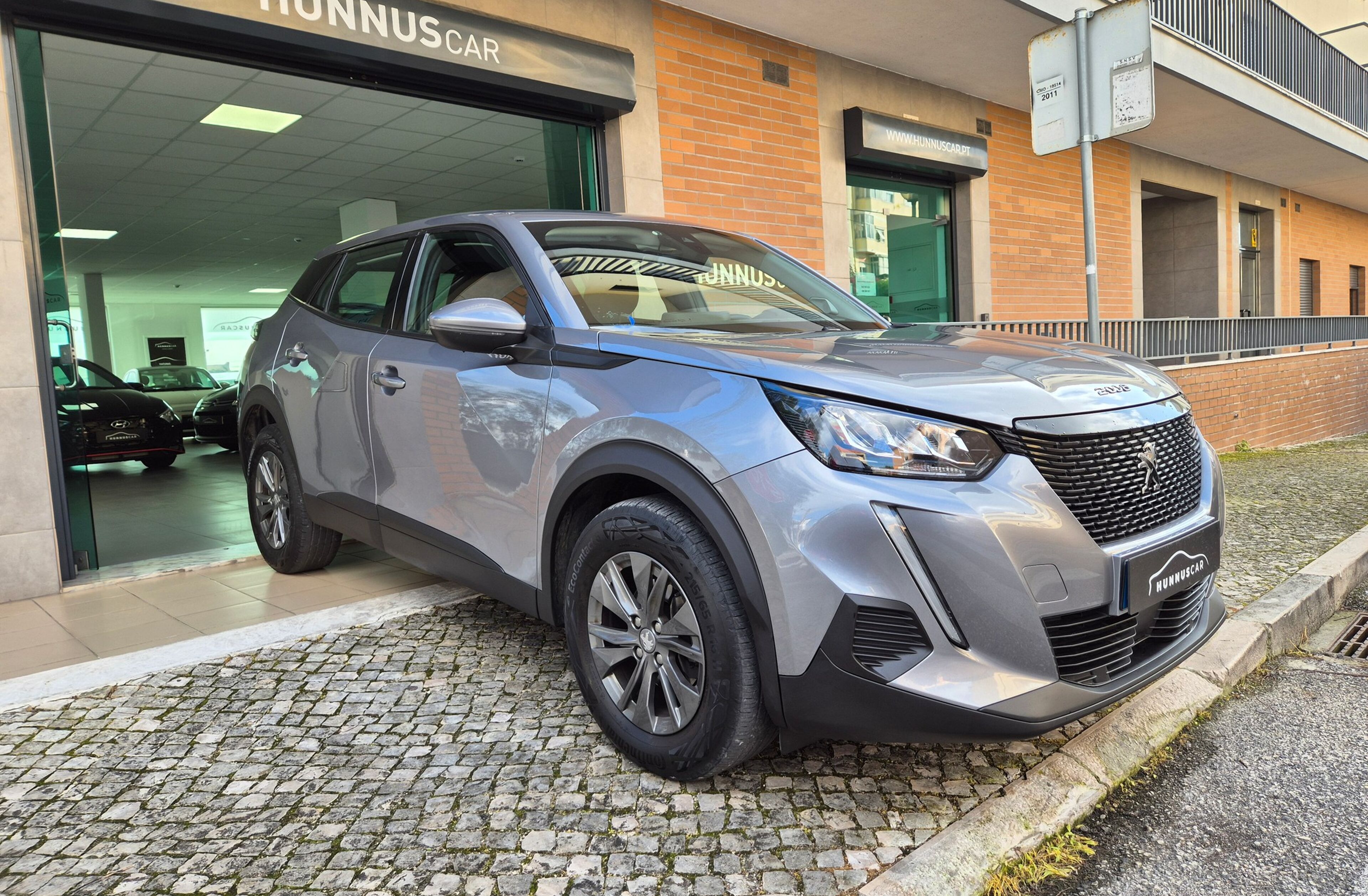 PEUGEOT 2008 1.2 PureTech Active Pack