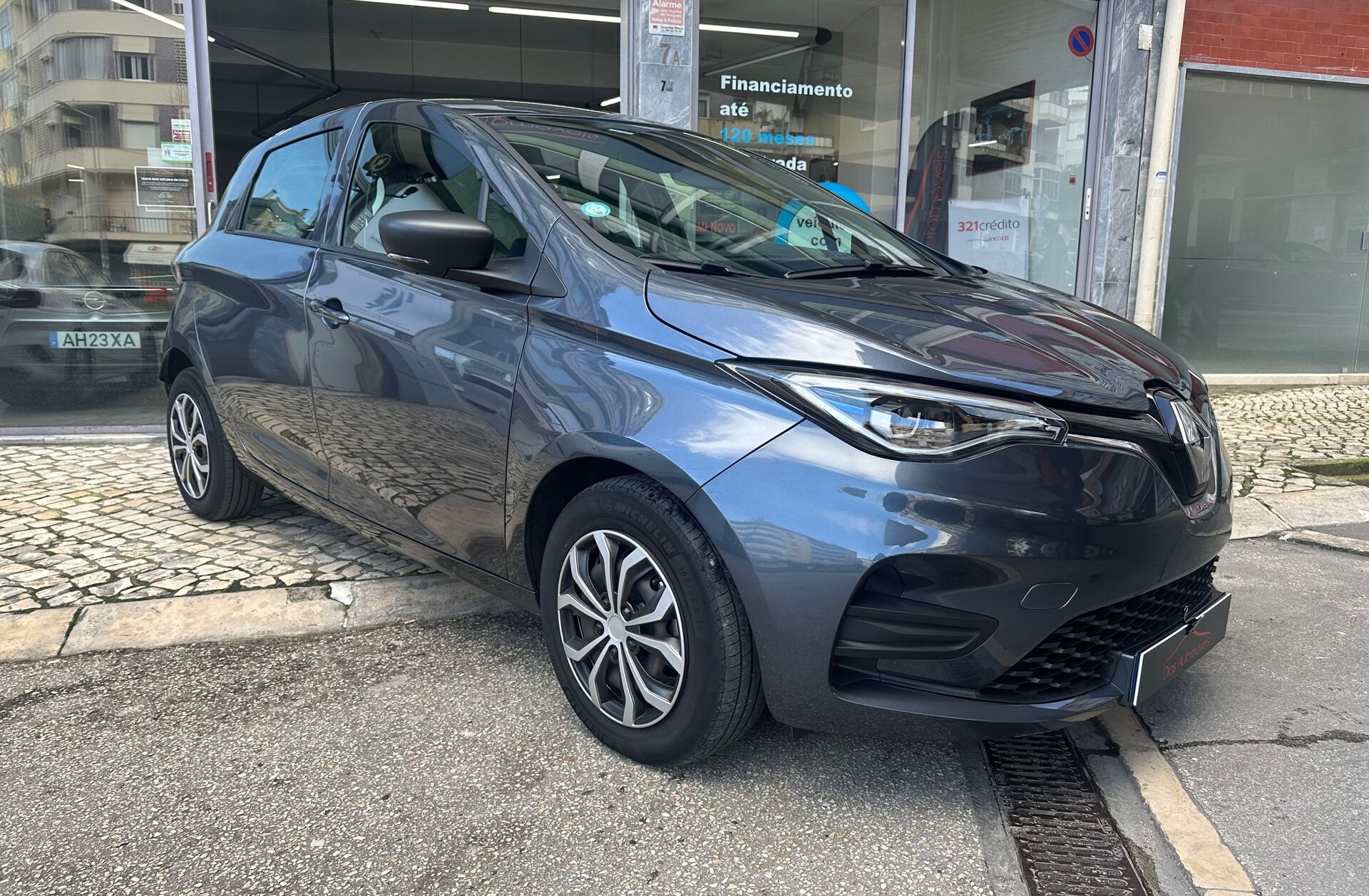 RENAULT ZOE Limited 50