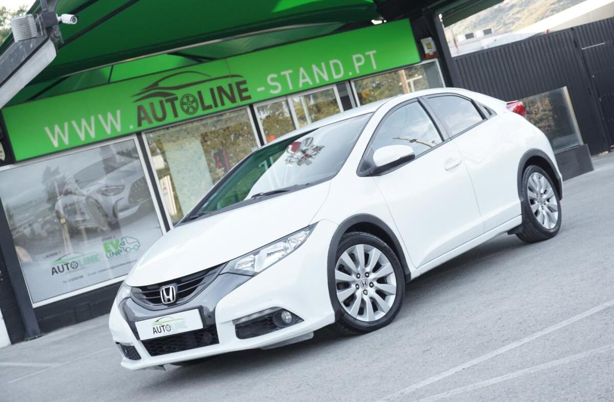 HONDA Civic 2.2 i-DTEC Sport