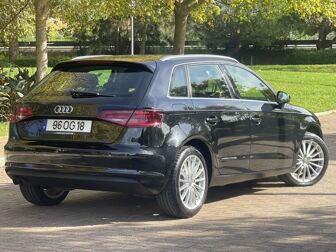 AUDI A3 2.0 TDi Advance S tronic