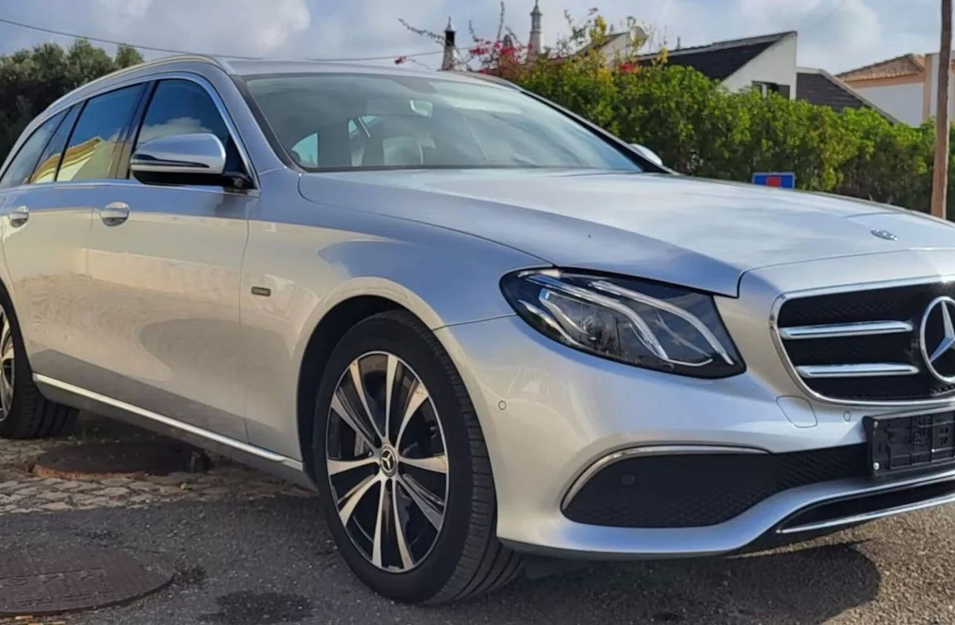 MERCEDES Classe E E 300 De Exclusive Line