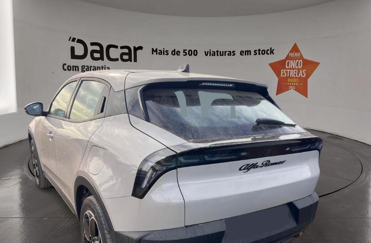 ALFA ROMEO Junior 54 kWh