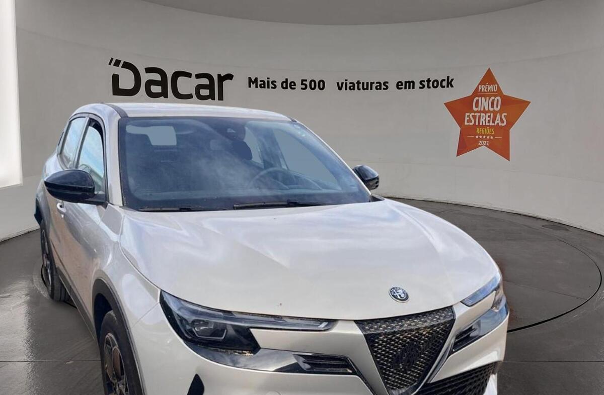 ALFA ROMEO Junior 54 kWh