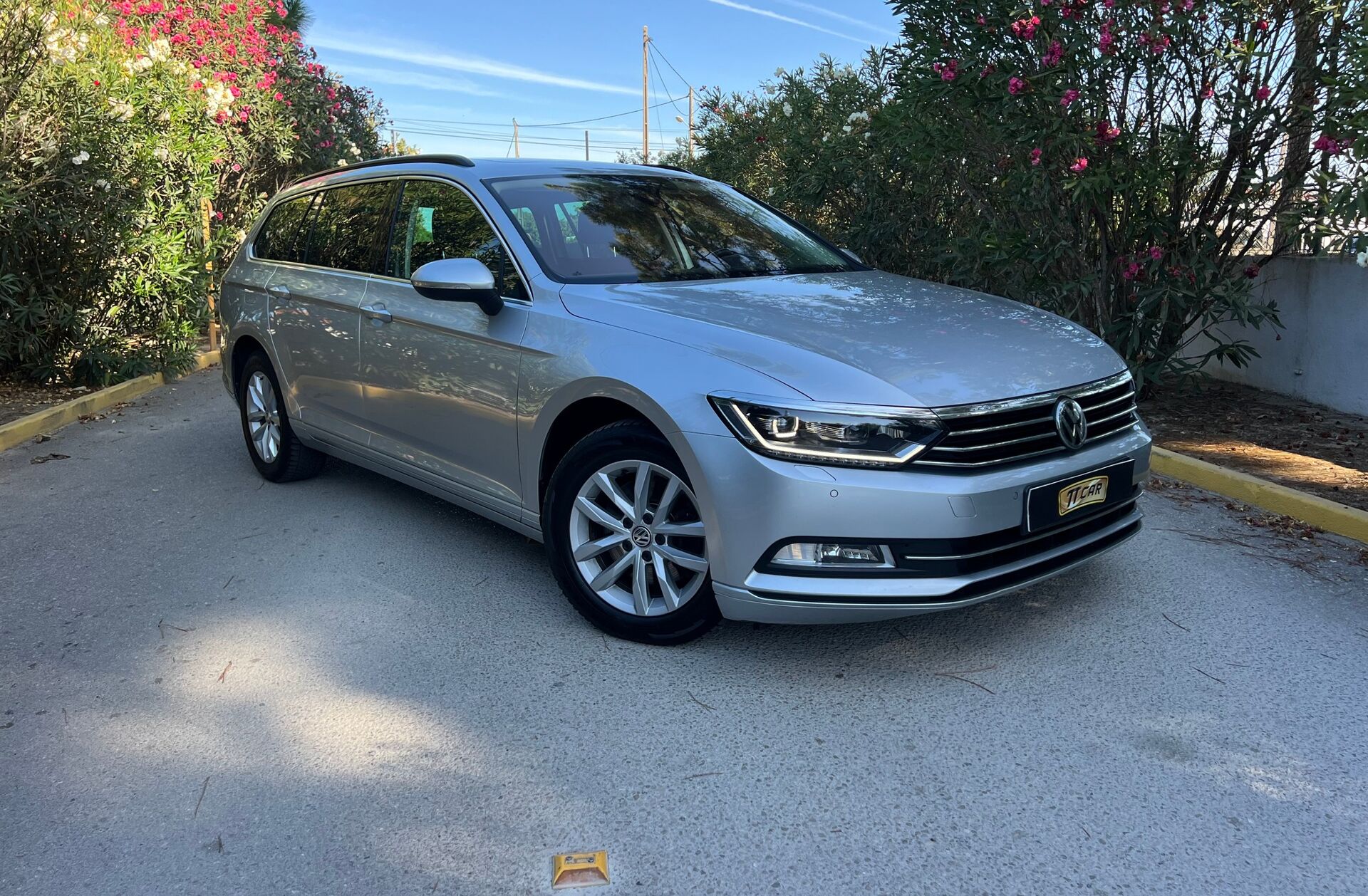 VOLKSWAGEN Passat 1.6 TDI DSG