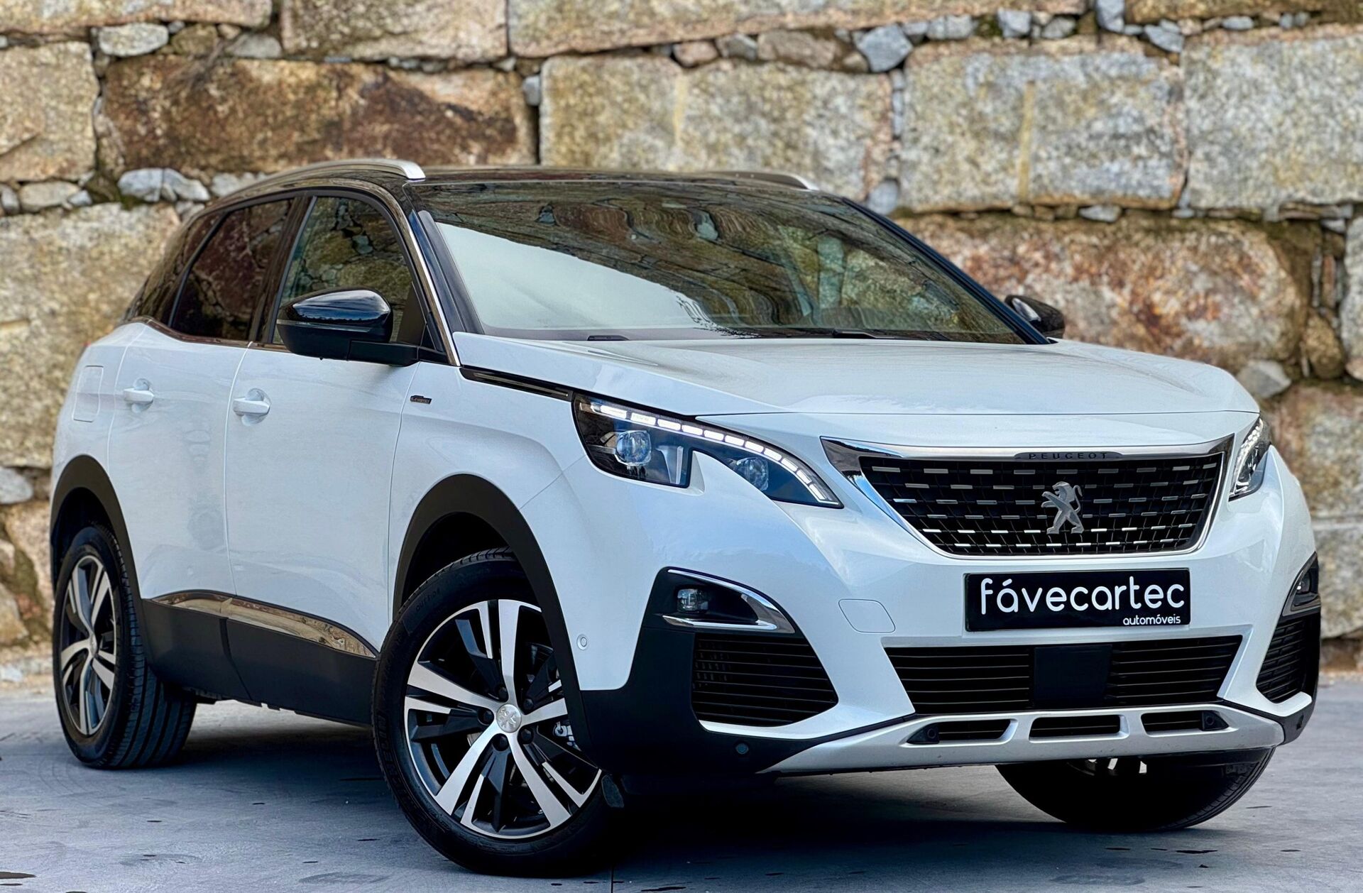 PEUGEOT 3008 1.2 PureTech GT Line