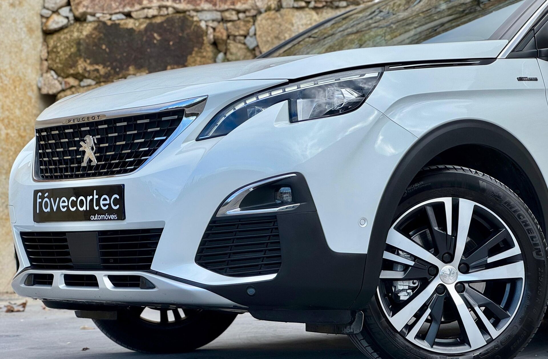 PEUGEOT 3008 1.2 PureTech GT Line