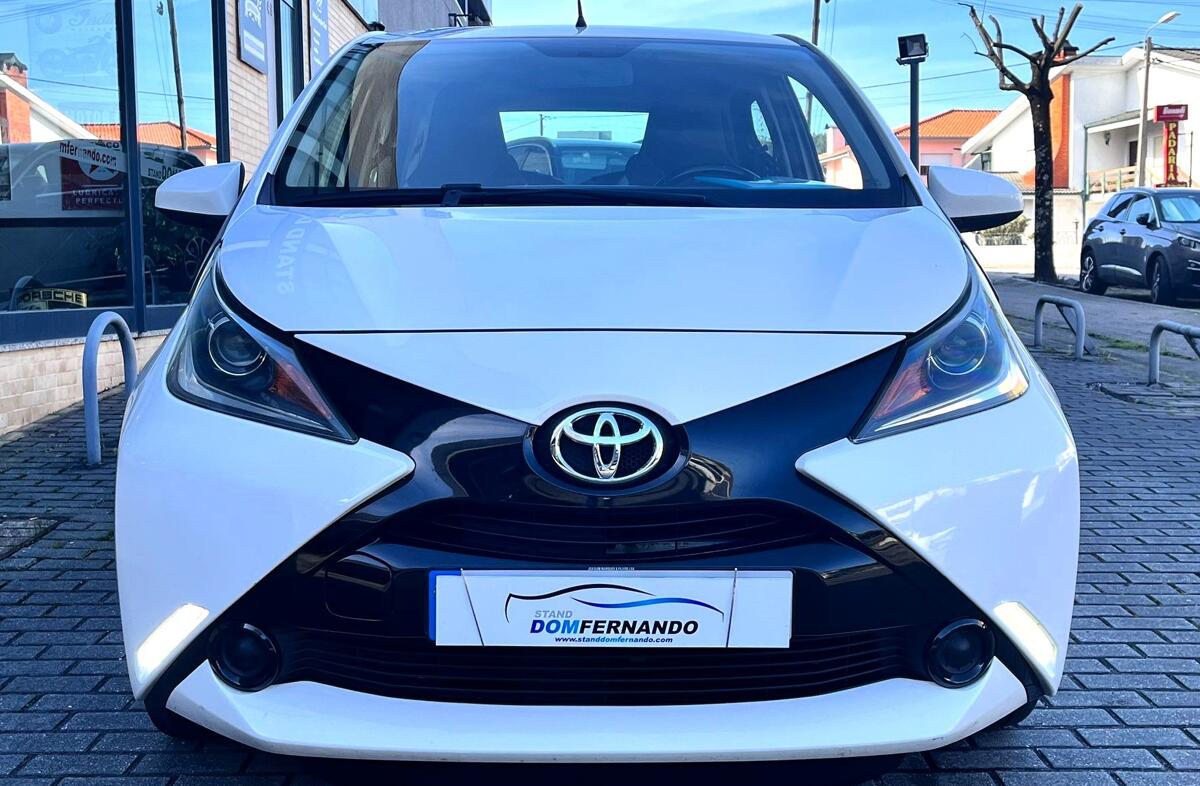TOYOTA Aygo 1.0 X-Play+AC+X-Touch