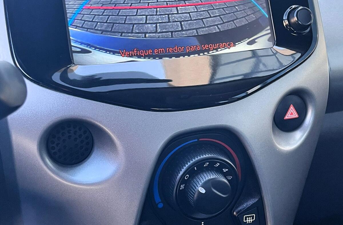 TOYOTA Aygo 1.0 X-Play+AC+X-Touch