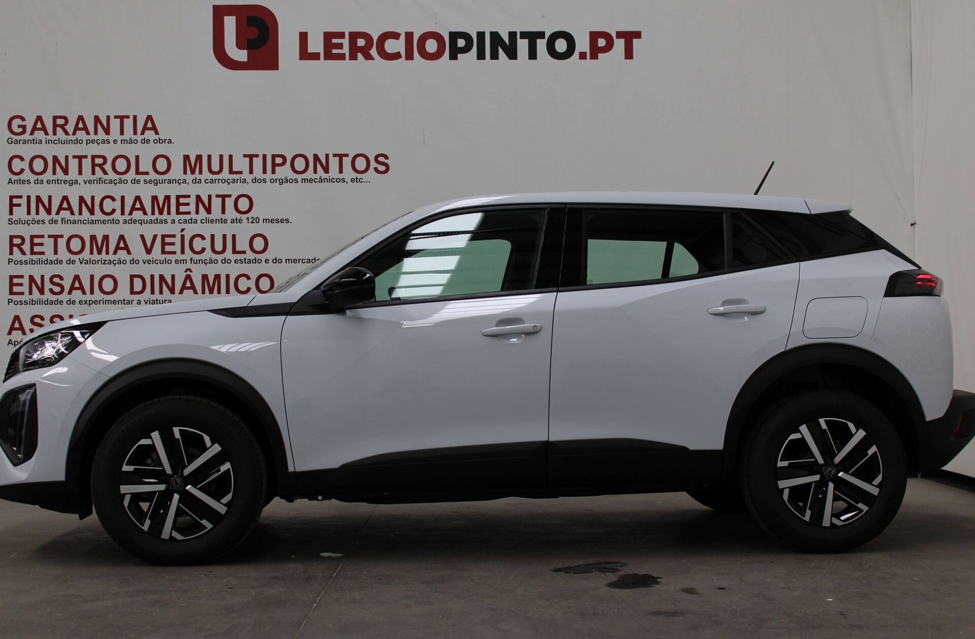 PEUGEOT 2008 1.2 PureTech Style