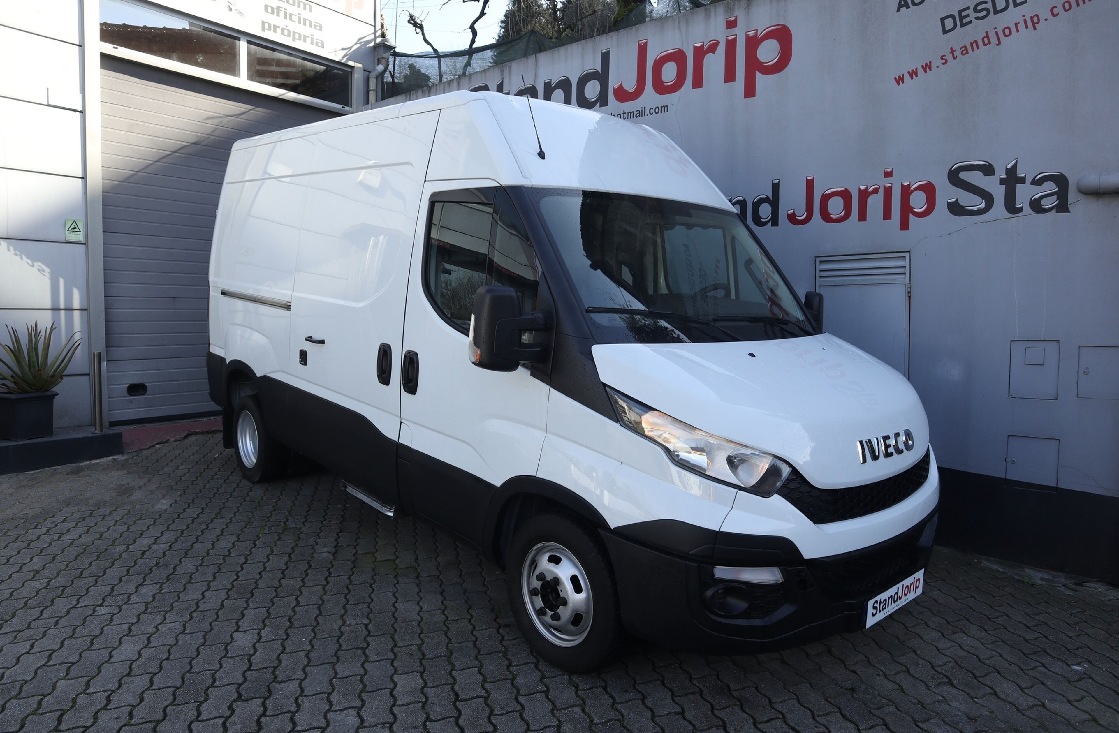 IVECO Daily 2.3 35C13SV 3520 10.8m3