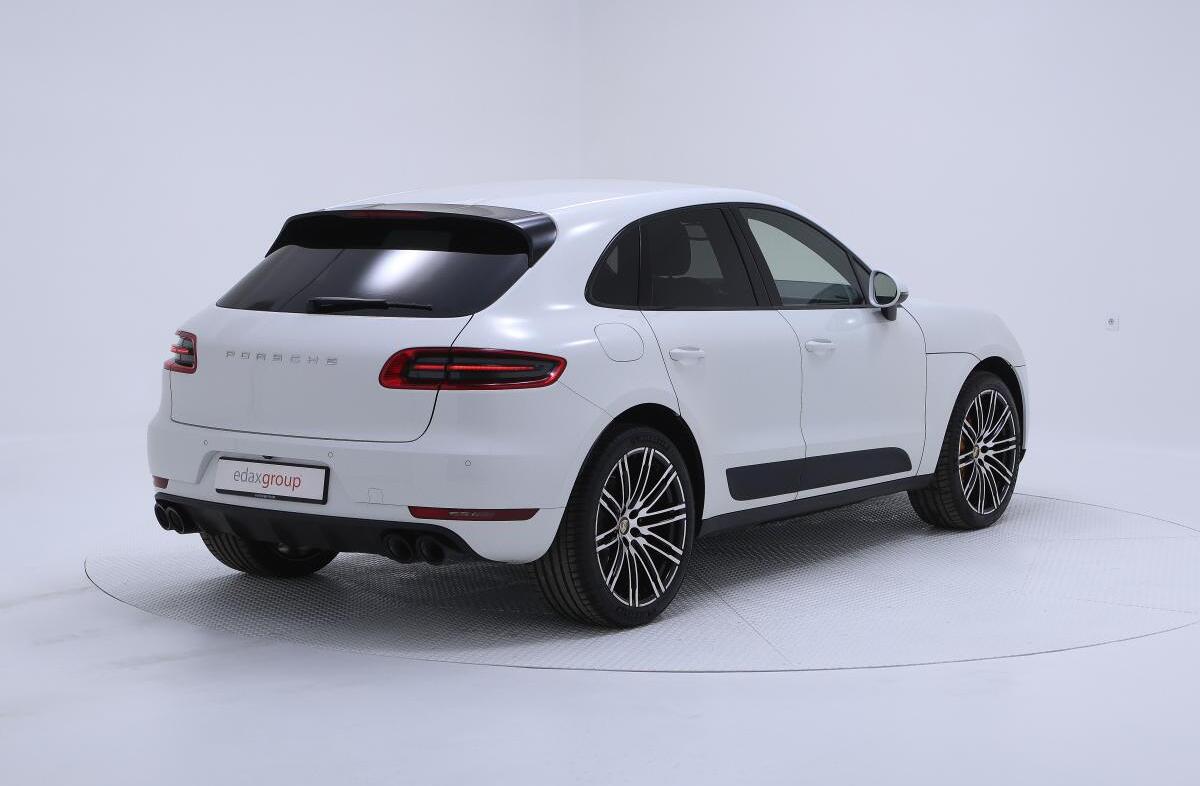 PORSCHE Macan S
