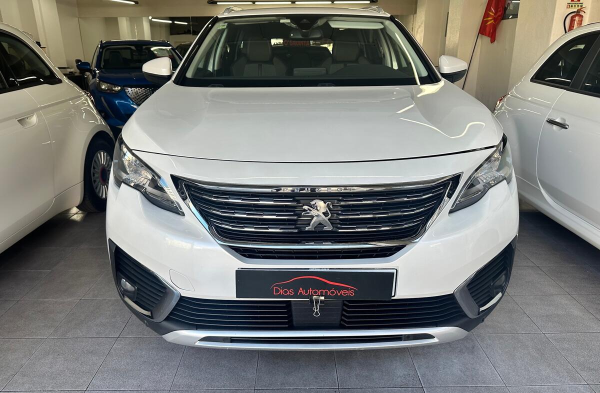 PEUGEOT 5008 1.6 BlueHDi Allure EAT6
