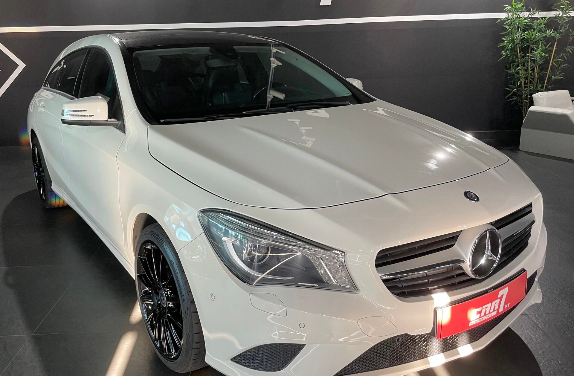 MERCEDES Classe CLA CLA 220 d Shooting Brake AMG Line Aut.