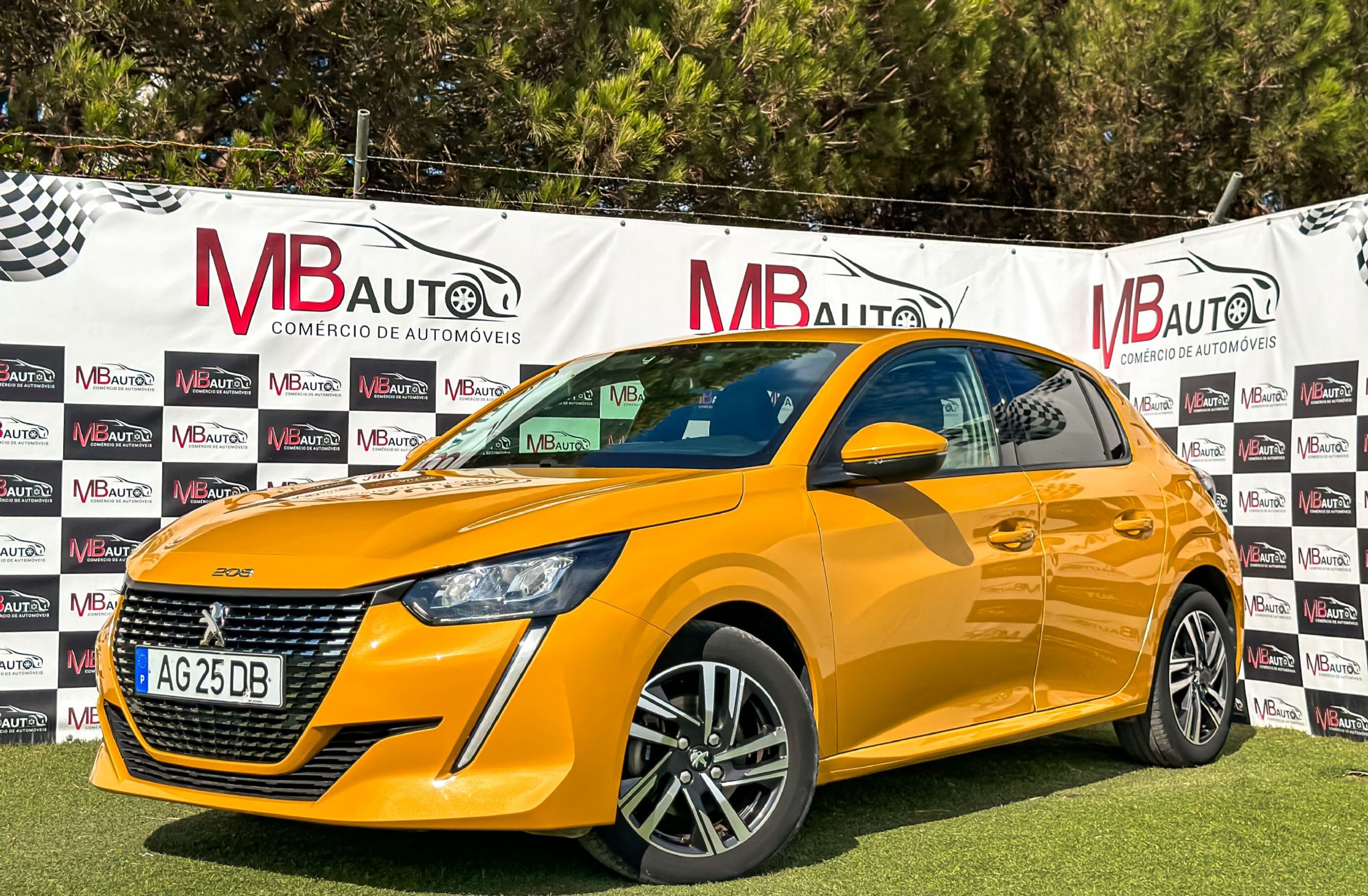 PEUGEOT 208 Allure