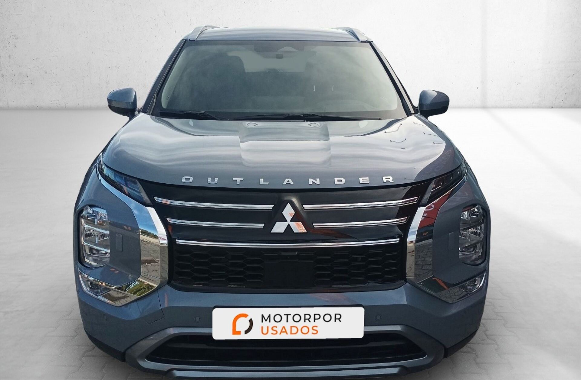 MITSUBISHI Outlander 2.4 PHEV Instyle