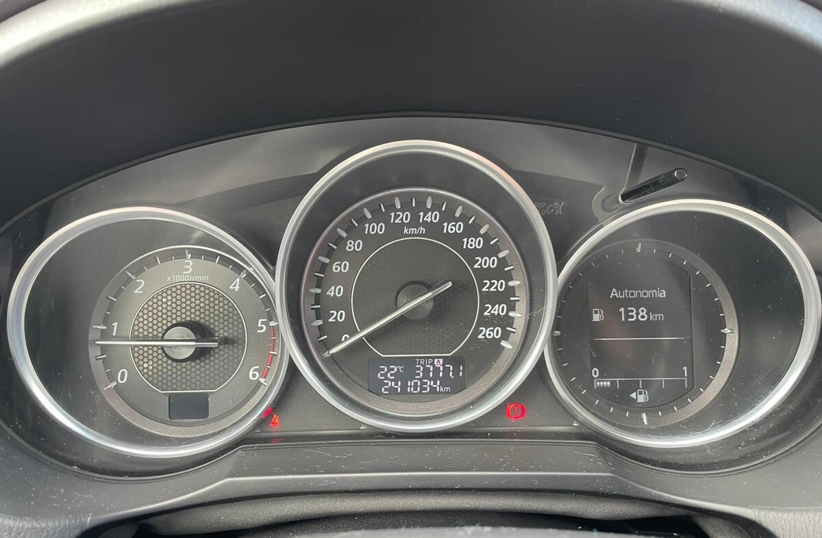 MAZDA 6 M 2.2 SKY-D Excellence Navi 104g