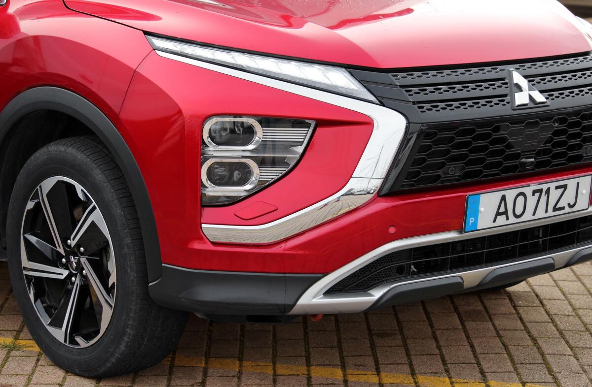 MITSUBISHI Eclipse Cross 2.4 PHEV eMotion