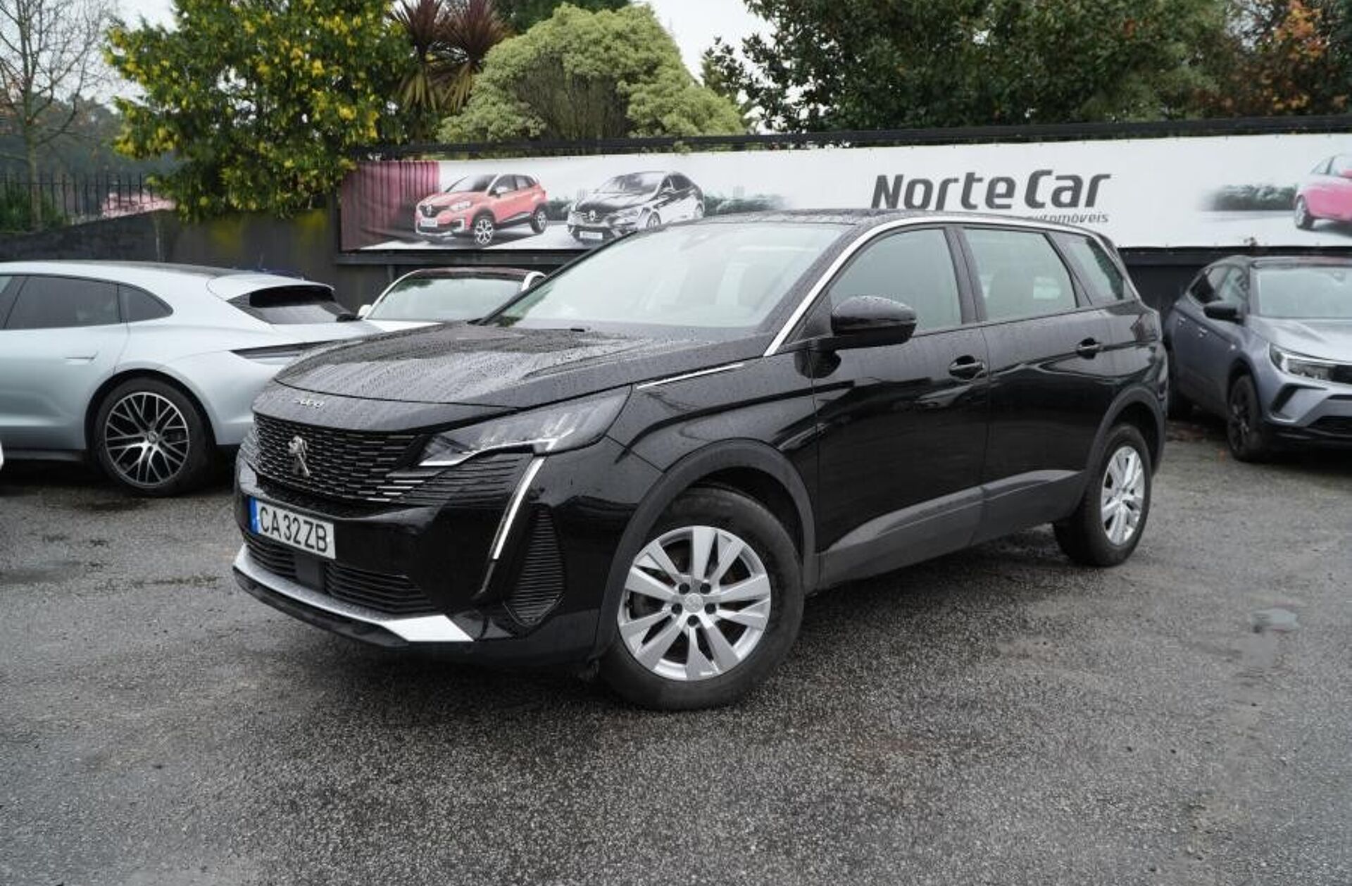 PEUGEOT 5008 1.2 PureTech Active