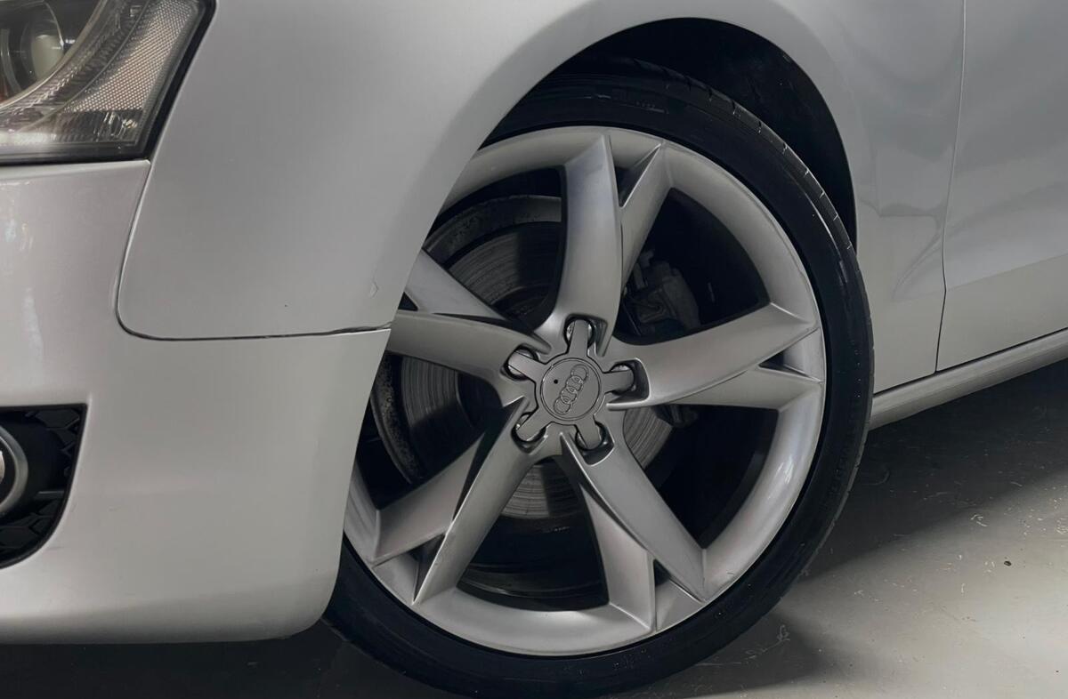 AUDI A5 Cabrio.2.0 TDi