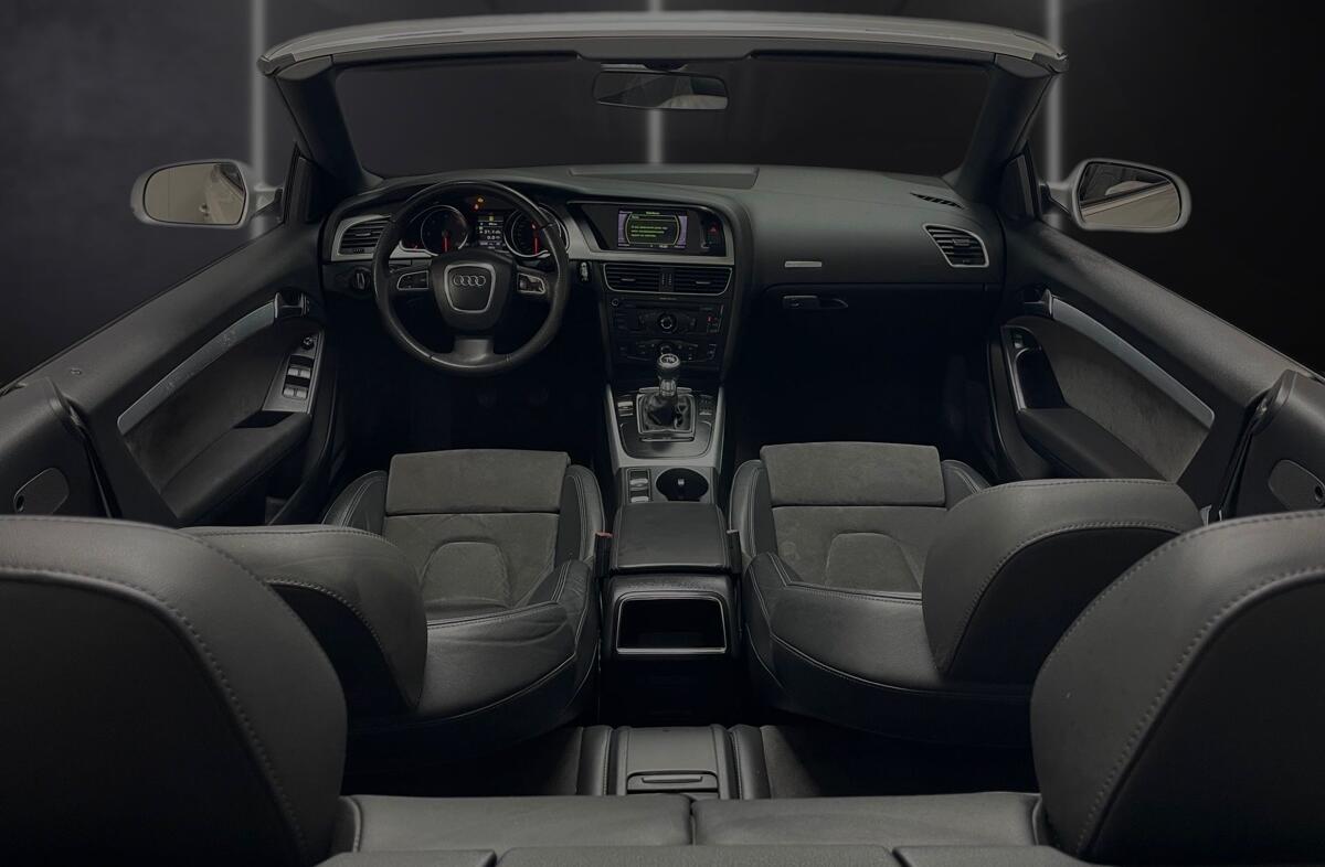 AUDI A5 Cabrio.2.0 TDi