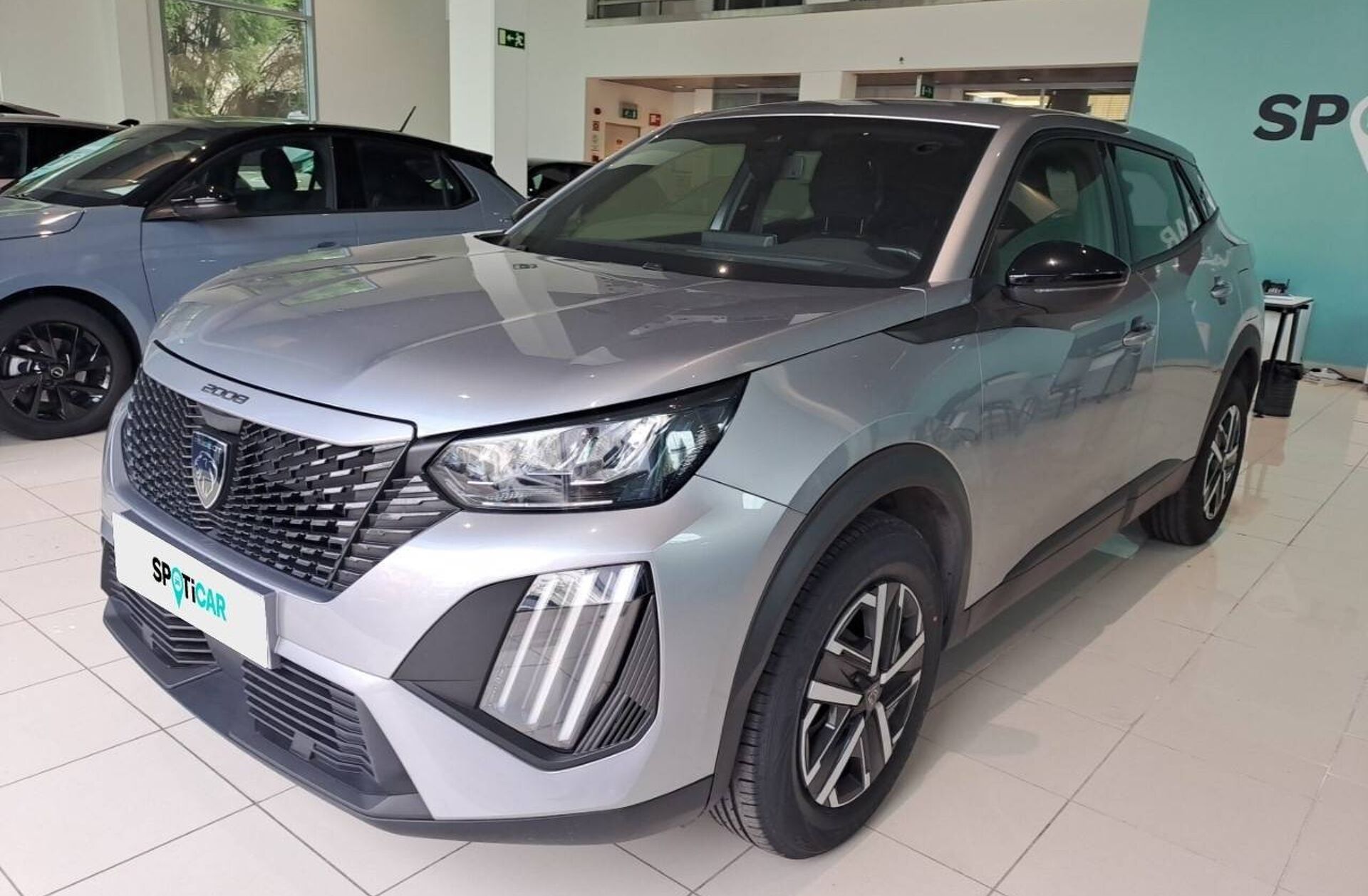 PEUGEOT 2008 1.2 PureTech Active