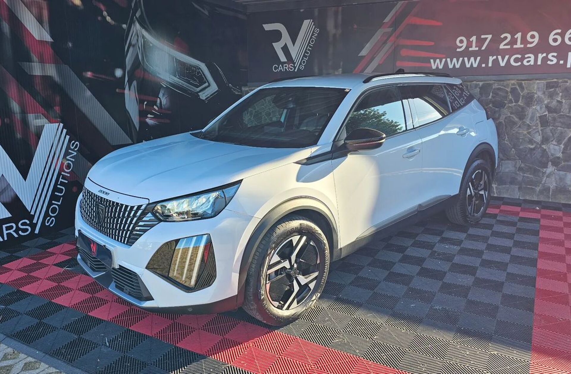 PEUGEOT 2008 1.2 PureTech Allure Pack EAT8