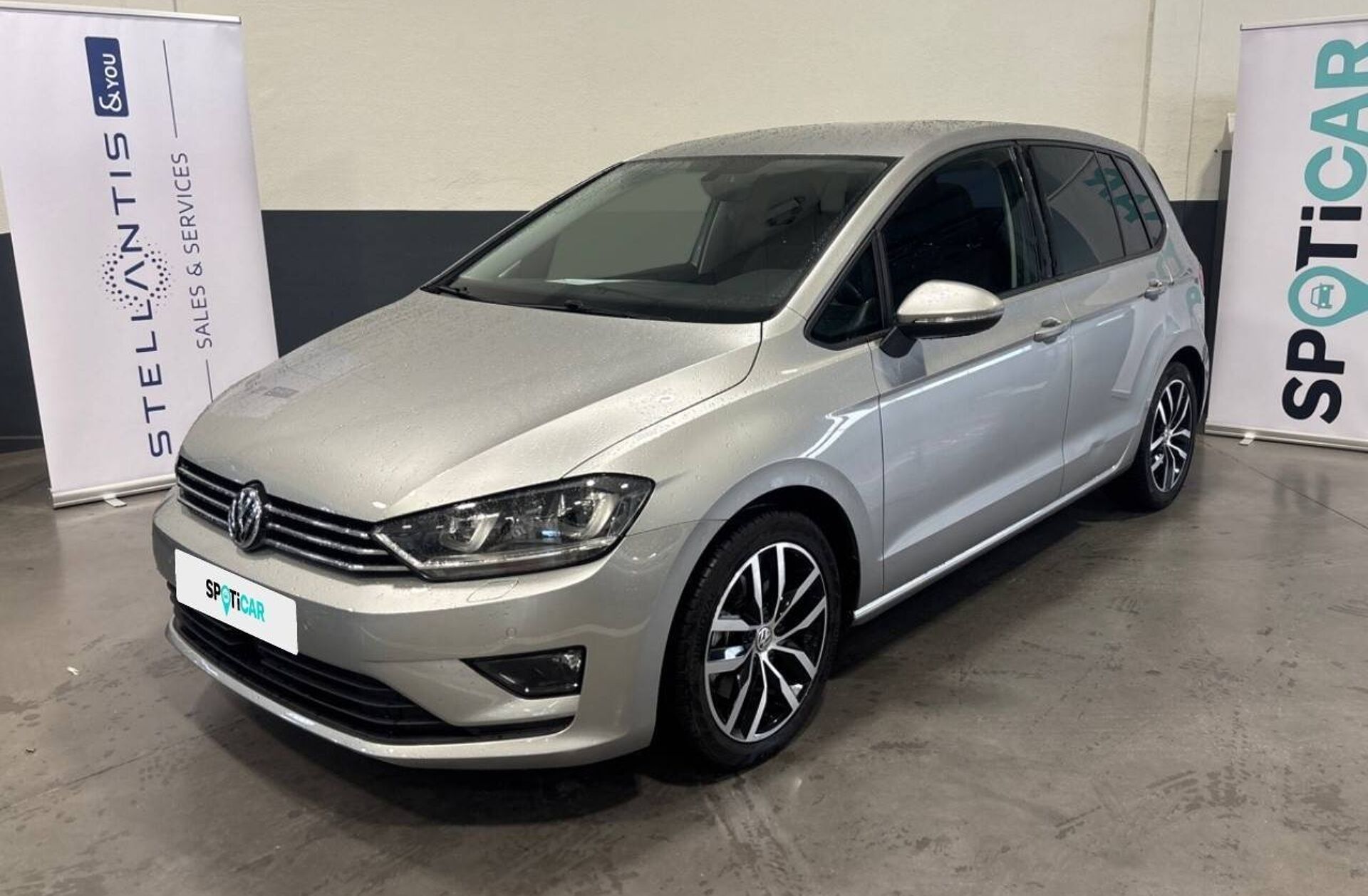 VOLKSWAGEN Golf 1.6 TDi Highline DSG