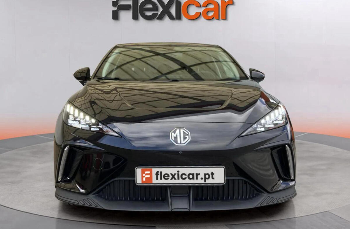 MG MG4 64 kWh Luxury