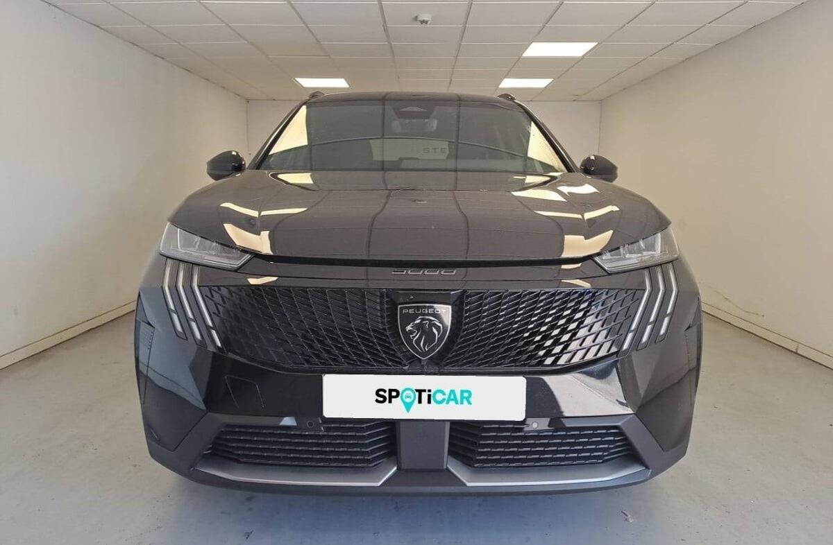 PEUGEOT 5008 1.2 Hybrid Allure e-DCS6