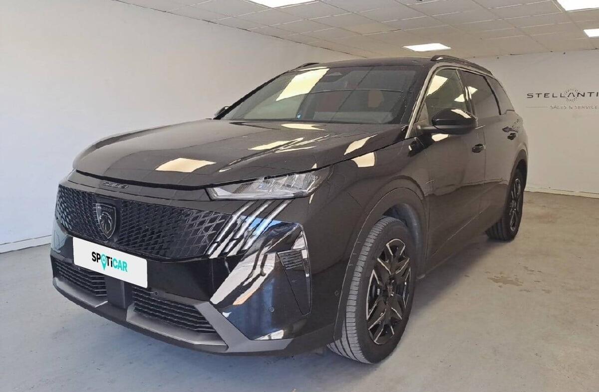 PEUGEOT 5008 1.2 Hybrid Allure e-DCS6