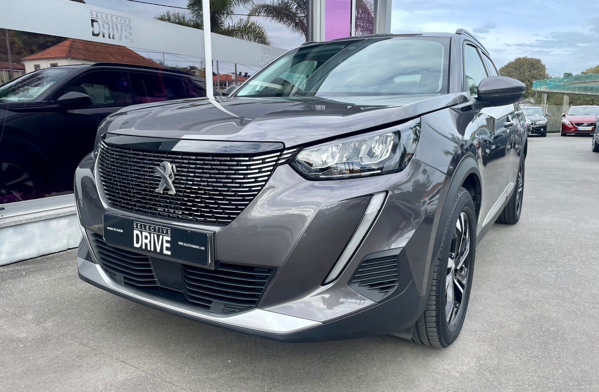 PEUGEOT 2008 1.2 PureTech Allure