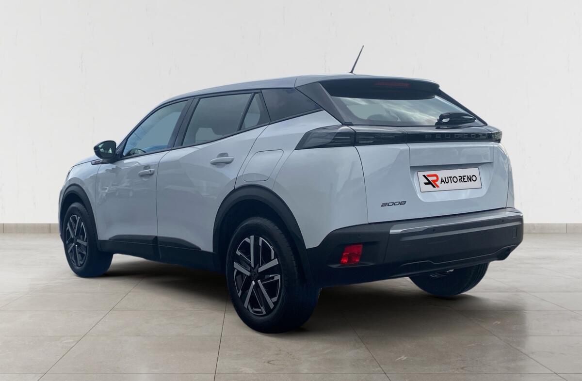 PEUGEOT 2008 1.2 PureTech Style