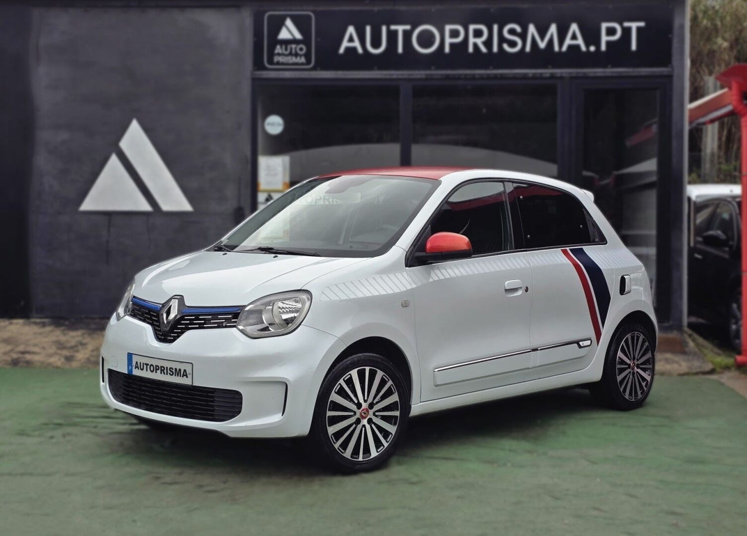 Renault Twingo Iii Twingo Serie Limitee Le Coq Sportif Automobile